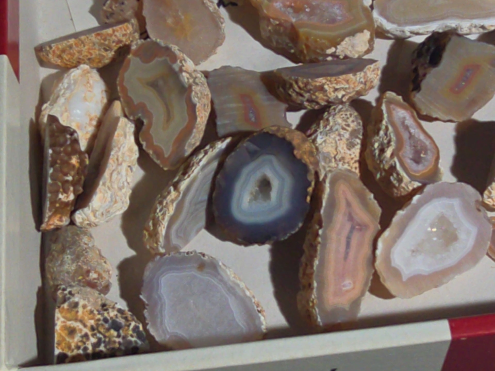 Grouping of Mineral and Agate Specimens with Handwritten Note Referencing Crystal Caves, Pennsylvania
