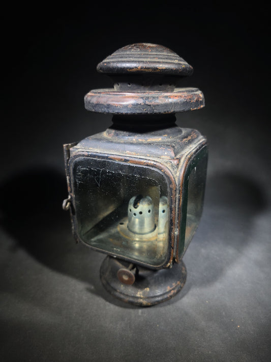 Antique Carriage Lamp Model 104, Manufactured by Atwood Castle Co., Amesbury, Massachusetts, U.S.A.