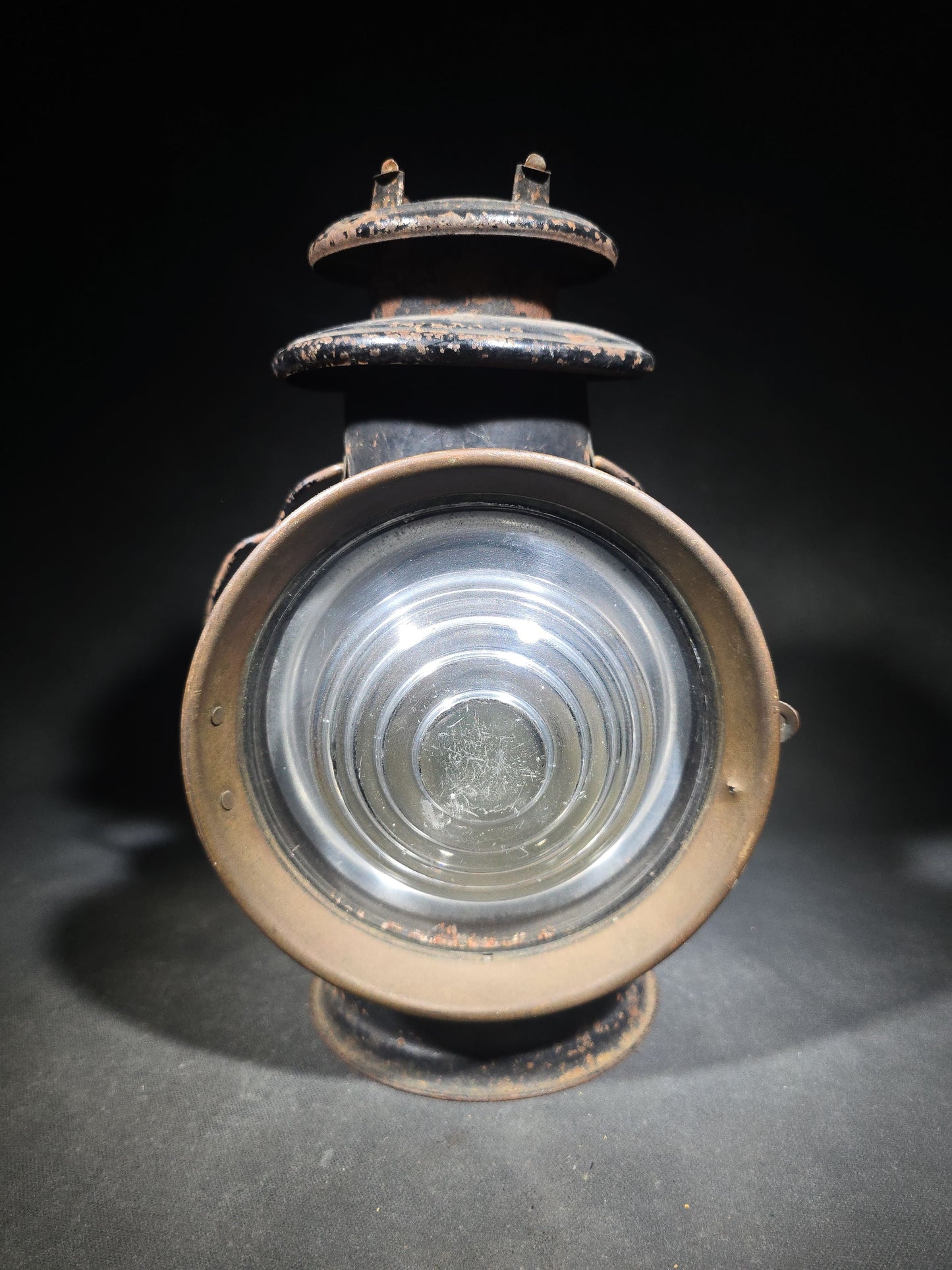 Antique Dietz Union Driving Lamp Oil-Burning Carriage Lantern with Bullseye Lens and Red Rear Glass, Manufactured by R.E. Dietz, New York