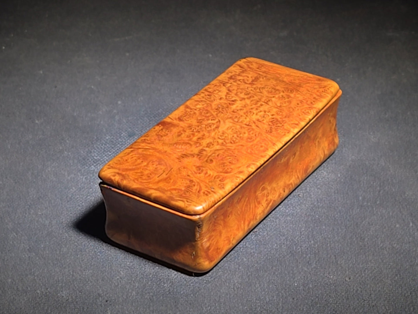 Antique Burlwood Snuff Box with Hinged Lid