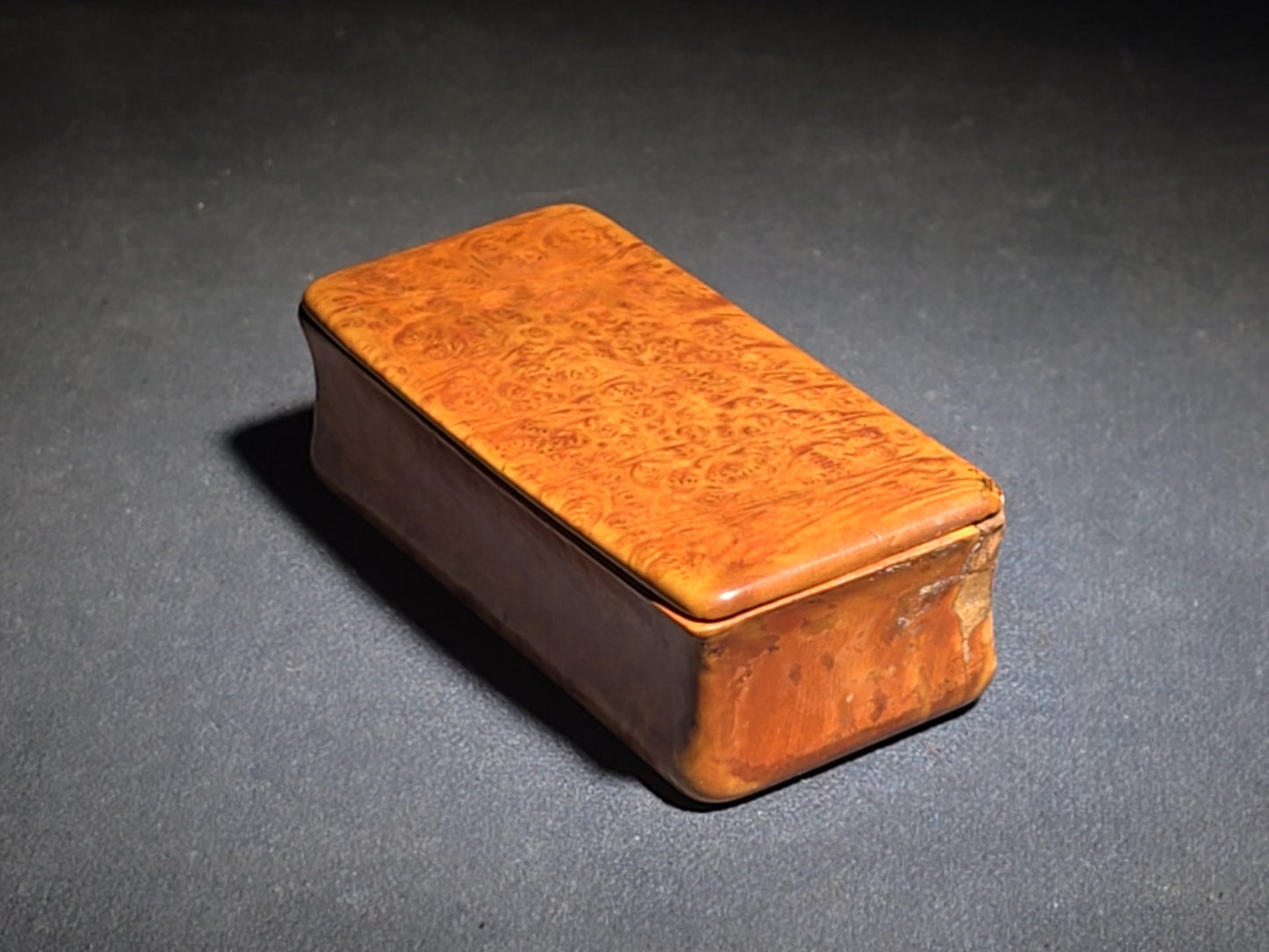 Antique Burlwood Snuff Box with Hinged Lid