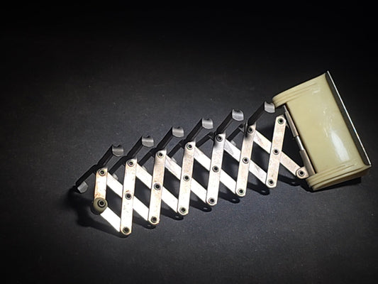Vintage Accordion-Style Expandable Wall-Mount Tie Rack with 12 Hooks