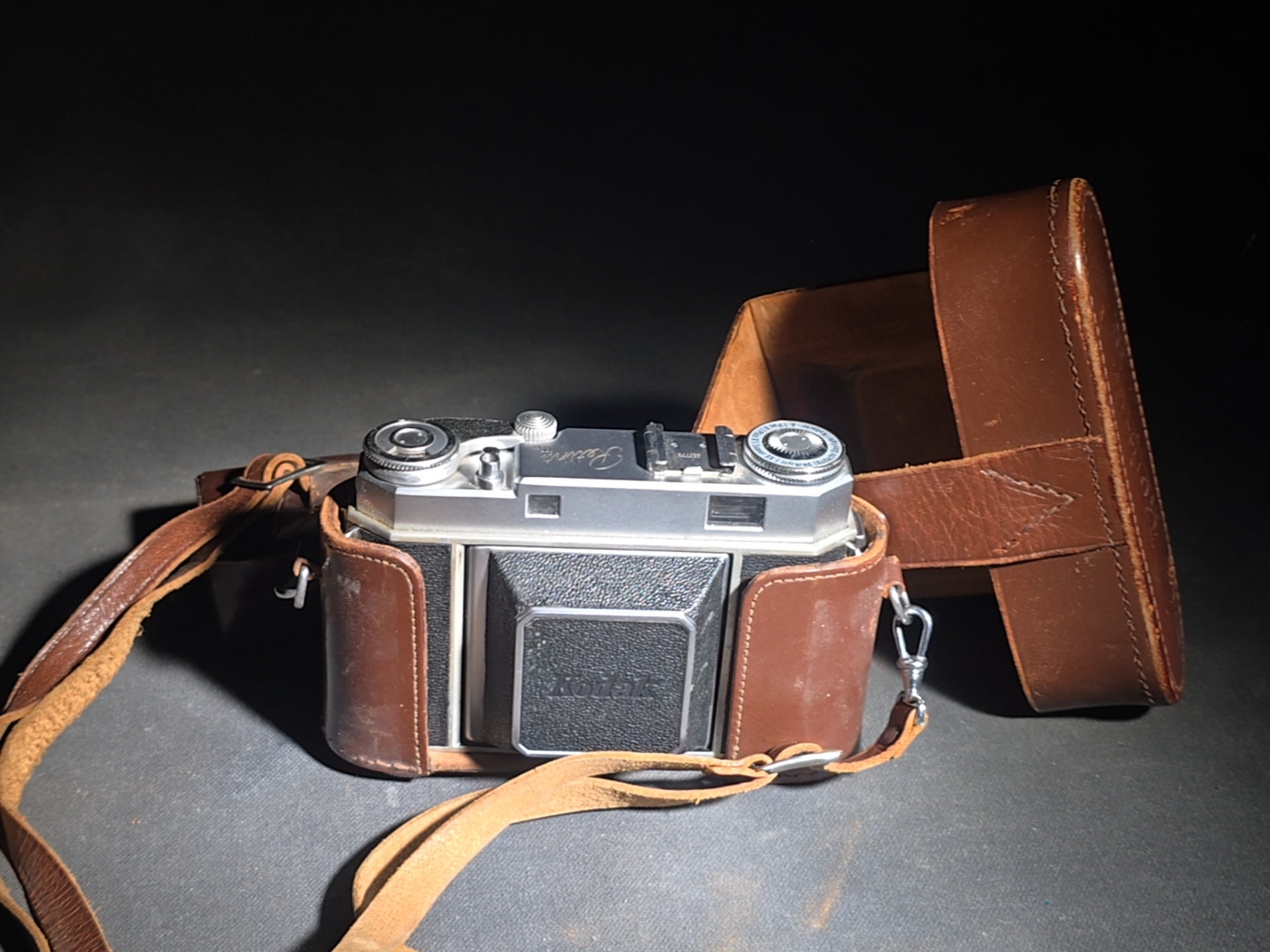 Vintage Kodak Retina 35mm Folding Camera with Schneider-Kreuznach Retina-Xenon f:2/50mm Lens in Synchro-Compur Shutter and Leather Case, Made in Germany