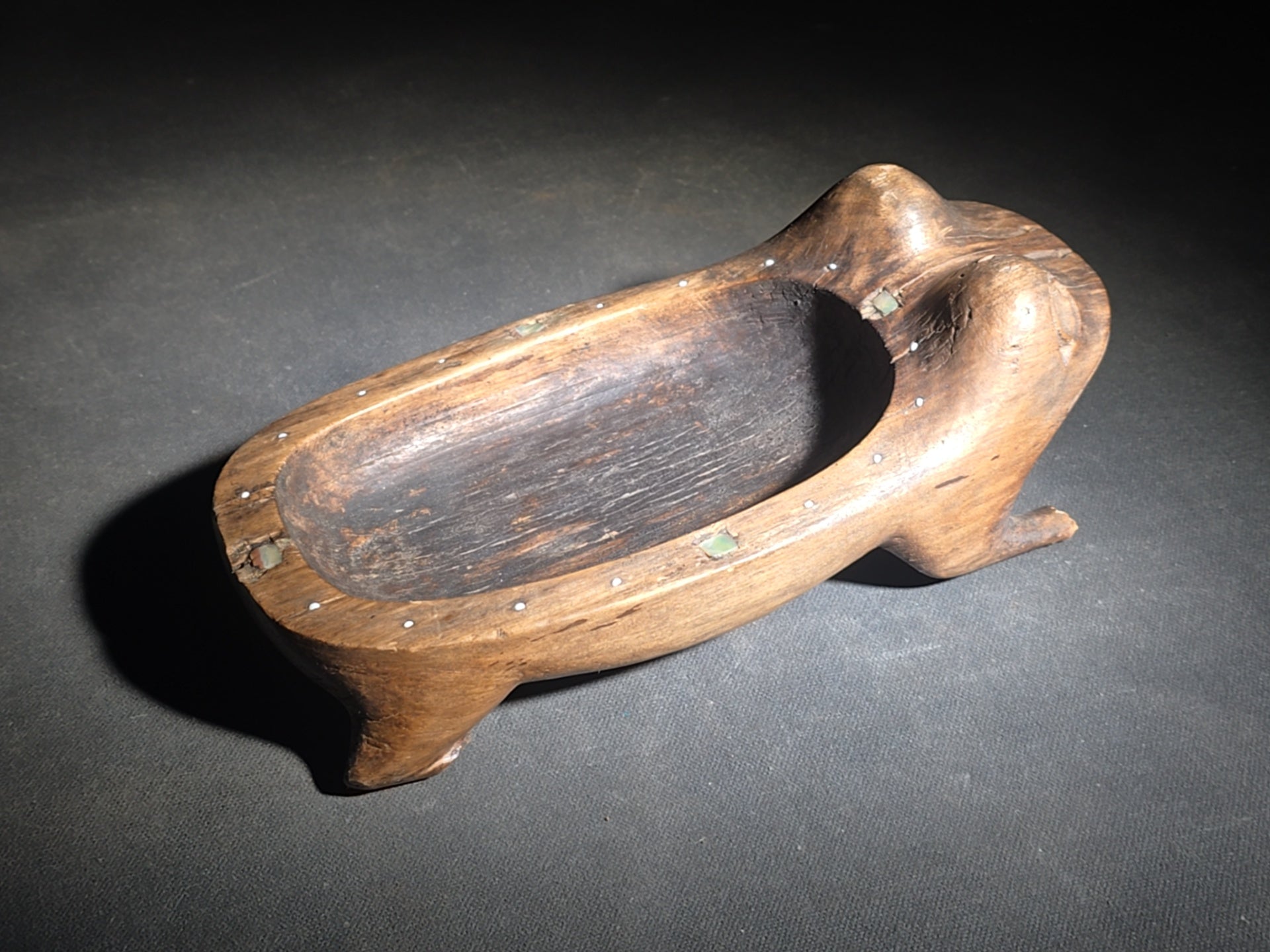 Antique Northwest Coast Tlingit Carved Wood Frog Vessel with Mother of Pearl Inlay, Note Missing Front Foot