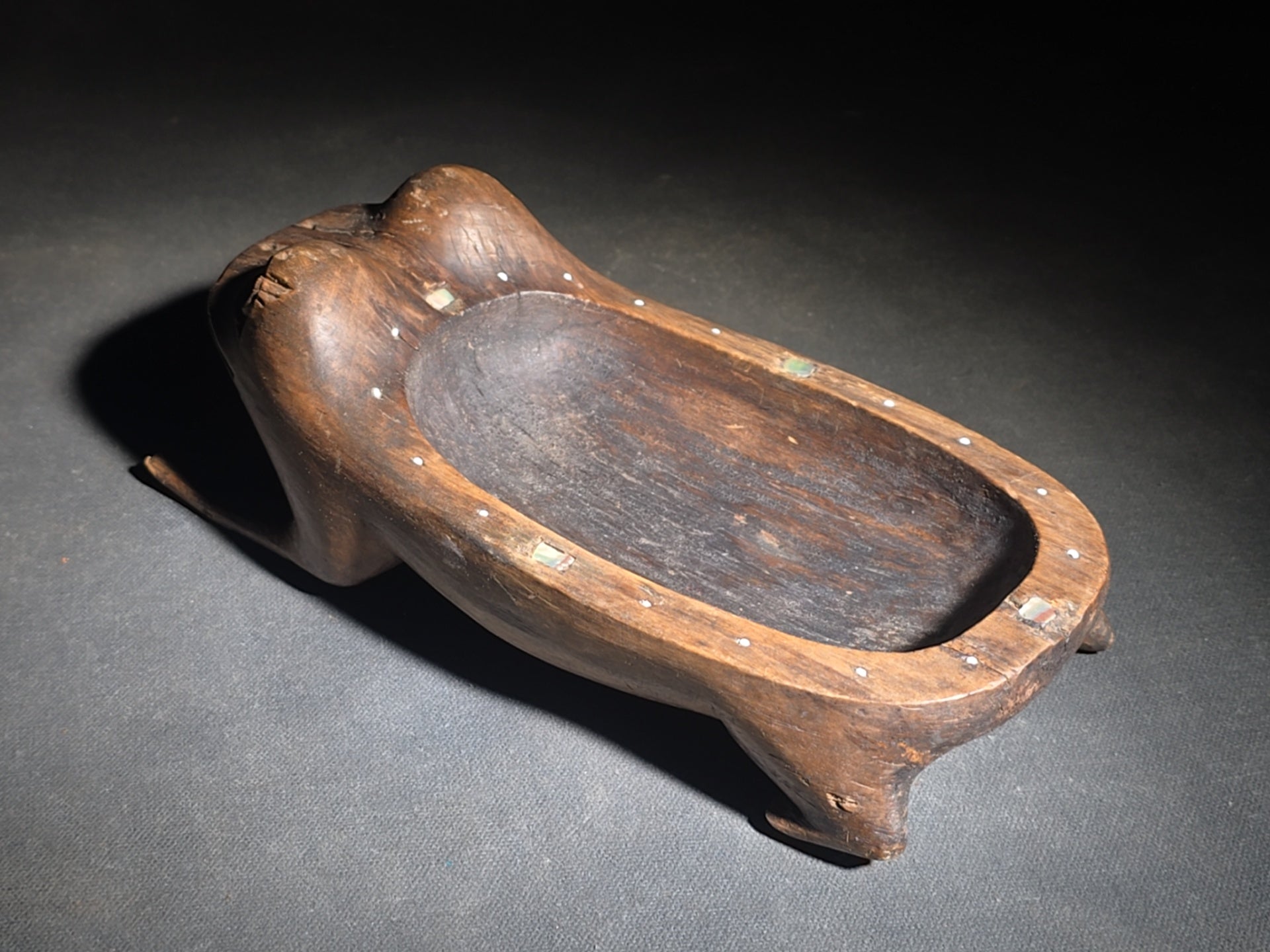 Antique Northwest Coast Tlingit Carved Wood Frog Vessel with Mother of Pearl Inlay, Note Missing Front Foot