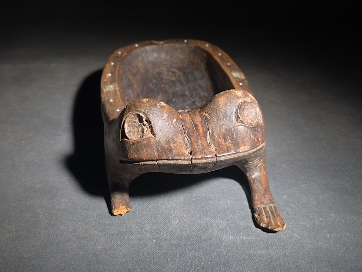 Antique Northwest Coast Tlingit Carved Wood Frog Vessel with Mother of Pearl Inlay, Note Missing Front Foot