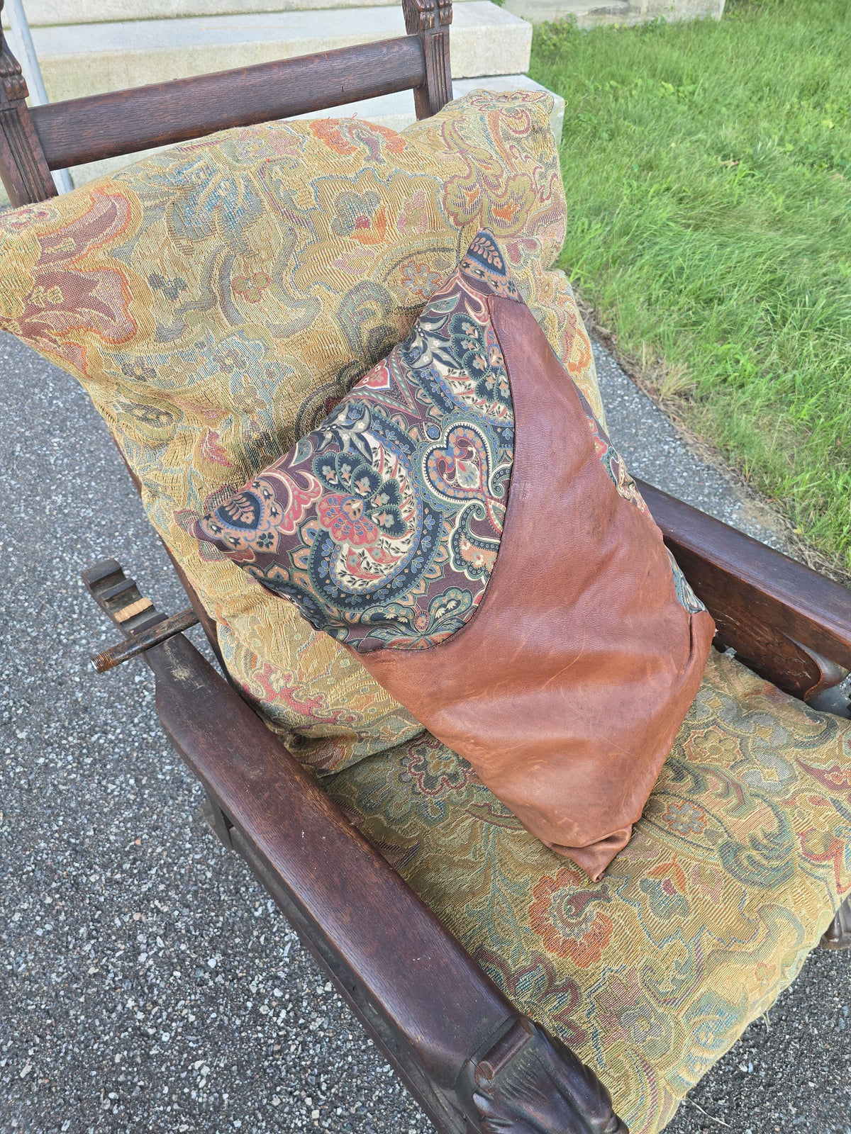Antique Carved Oak Morris Chair with Lion Heads and Paw Feet