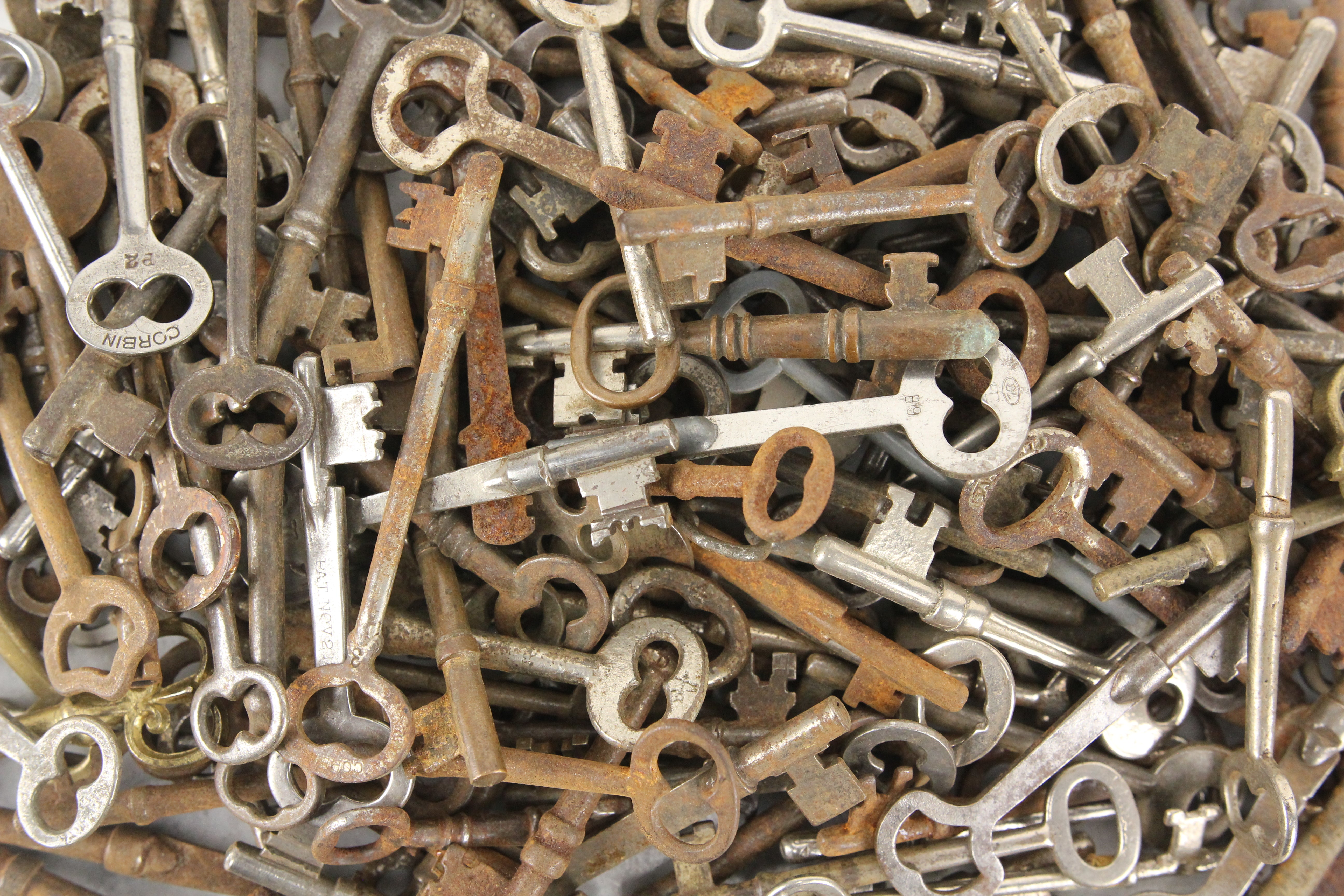 Assorted Antique Skeleton Keys – Granite Union Auction Company