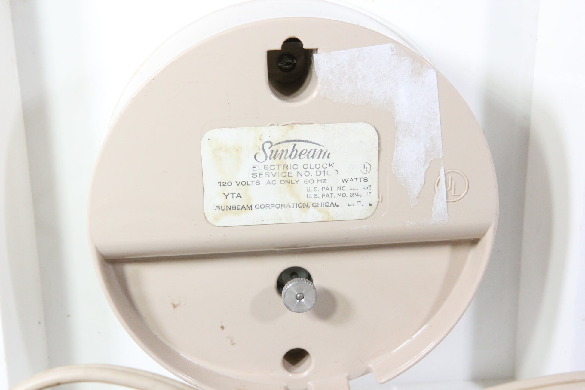 Sunbeam Electric Kitchen Wall Clock – Granite Union Auction Company