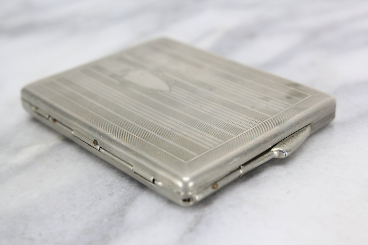 vintage spring loaded cigarette case early 20th century silver plated in the Edward style with elastic cigarette straps internally. 42 including postage with boxNow. #cypruscollector #cyprusvintage #antiquesnicosia #antiquecyprus #cyprus Amazon.com: Yhouse Cigarette Case -