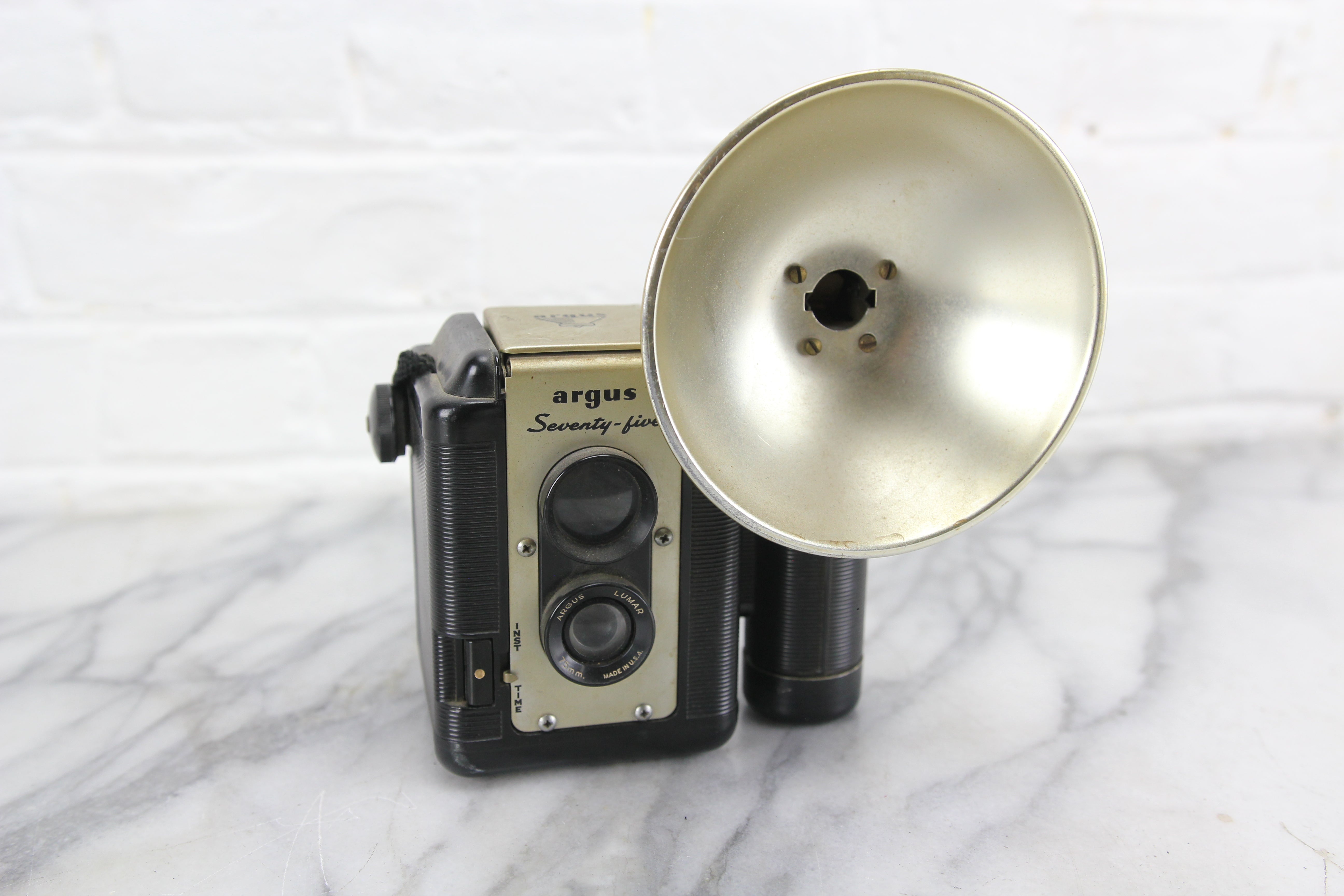 Argus Seventy-Five Twin Lens Reflex (TLR) Camera with Flash Attachment ...