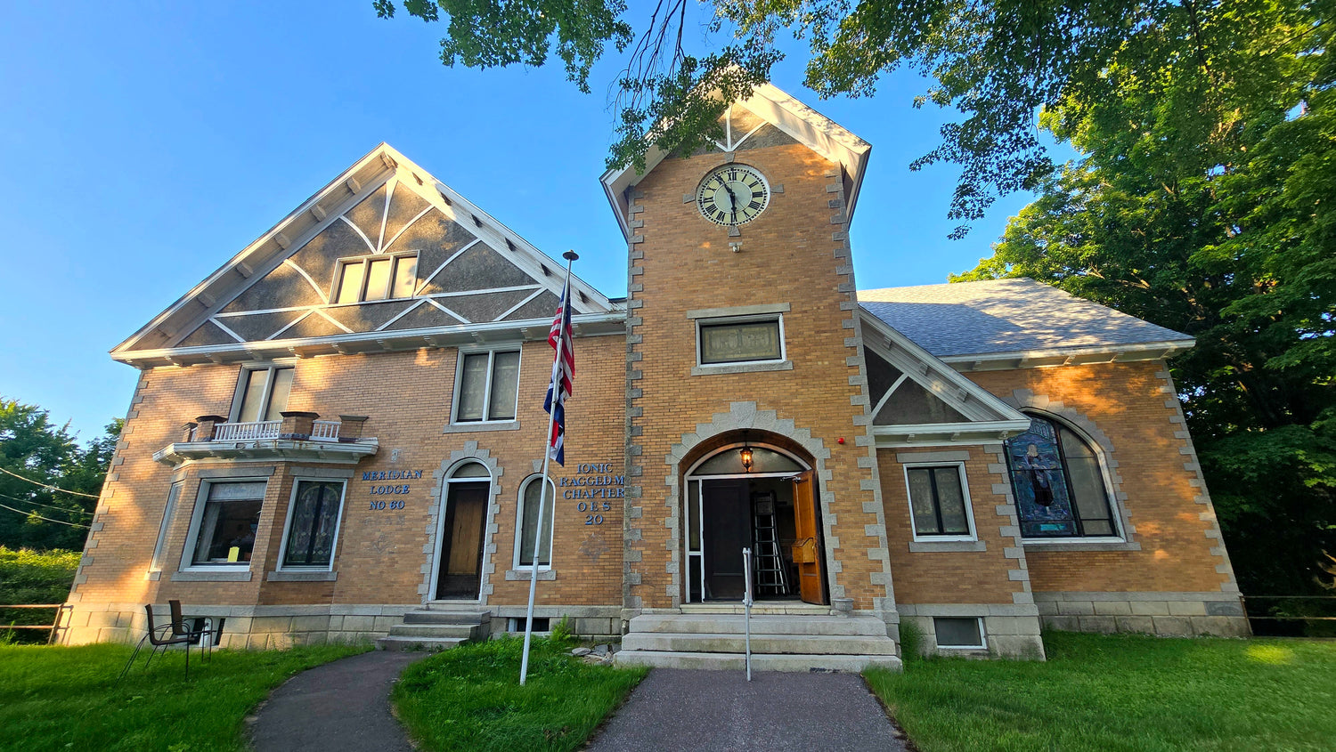 The auction hall at 58 South Main Street, Franklin, New Hampshire